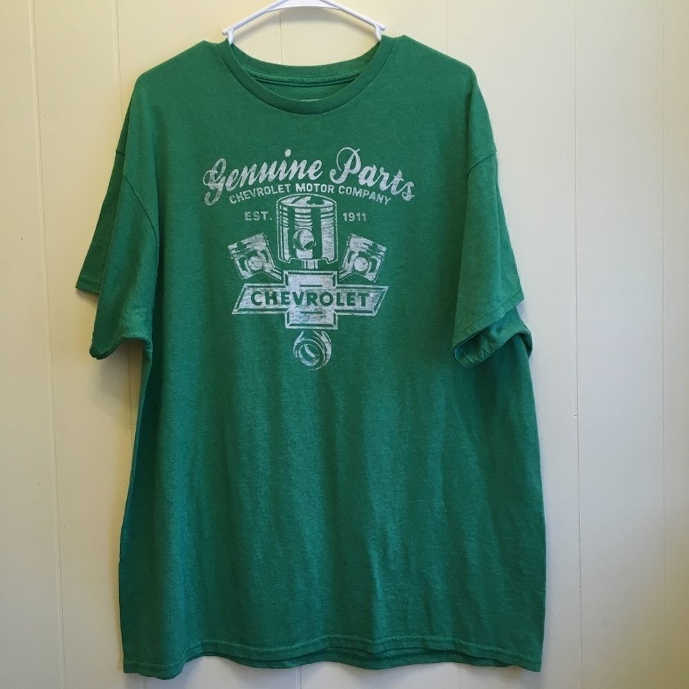 CHEVROLET MOTOR COMPANY GENUINE PARTS TSHIRT.